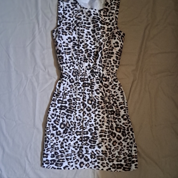 Van Heusen animal Print dress size 4 A-25 - Picture 4 of 4